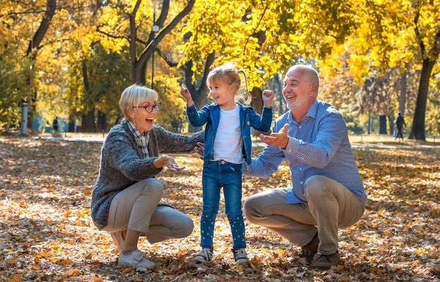 11 Things That Hurt Relationships with Grandkids and How to Apply God's Commandments to Repair and Improve Relationships